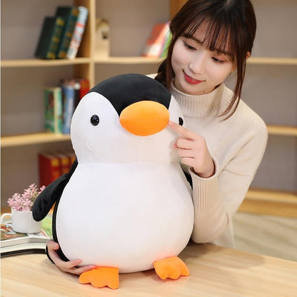 Funny Penguin Friends Figurine