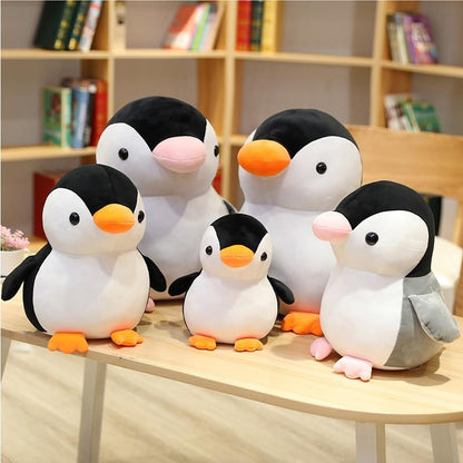 Funny Penguin Friends Figurine - Fesara