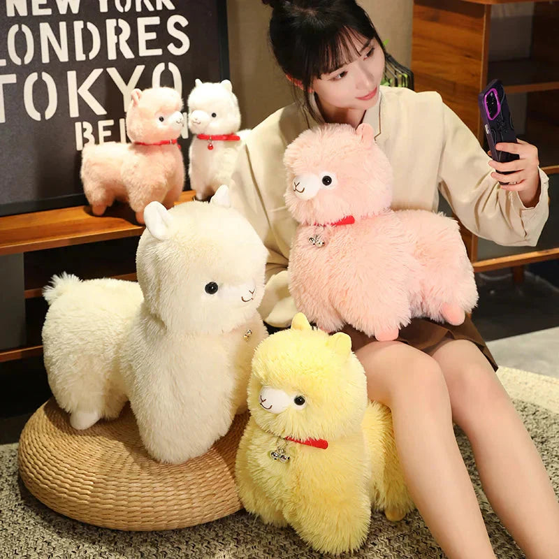 Soft Cuddly Alpaca Plush Toys with Squeaker