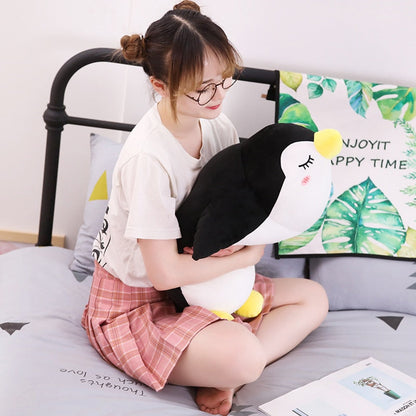 Adorable Penguin Figurine Set - Fesara