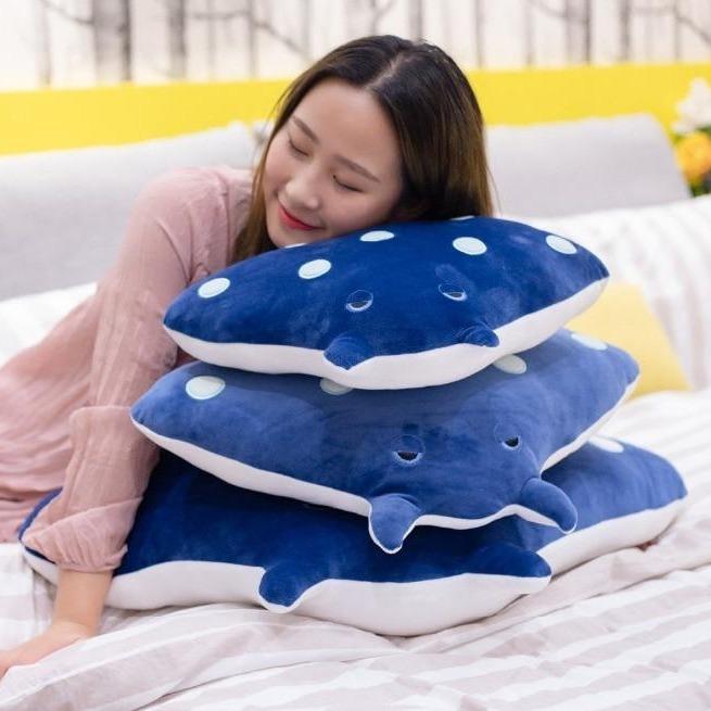 Flying Marine Life Decor Figure