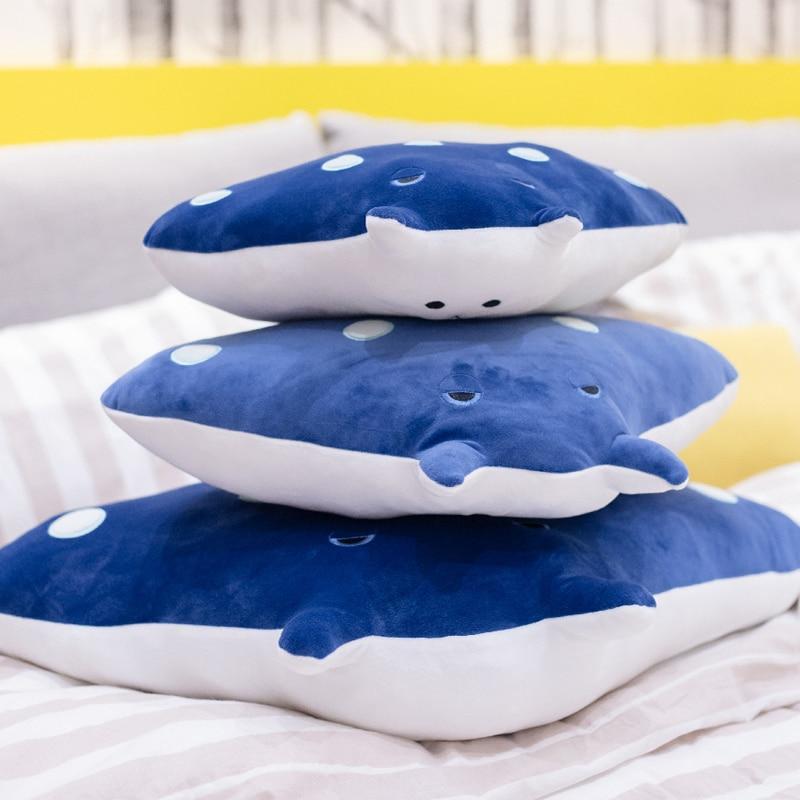 Flying Marine Life Decor Figure