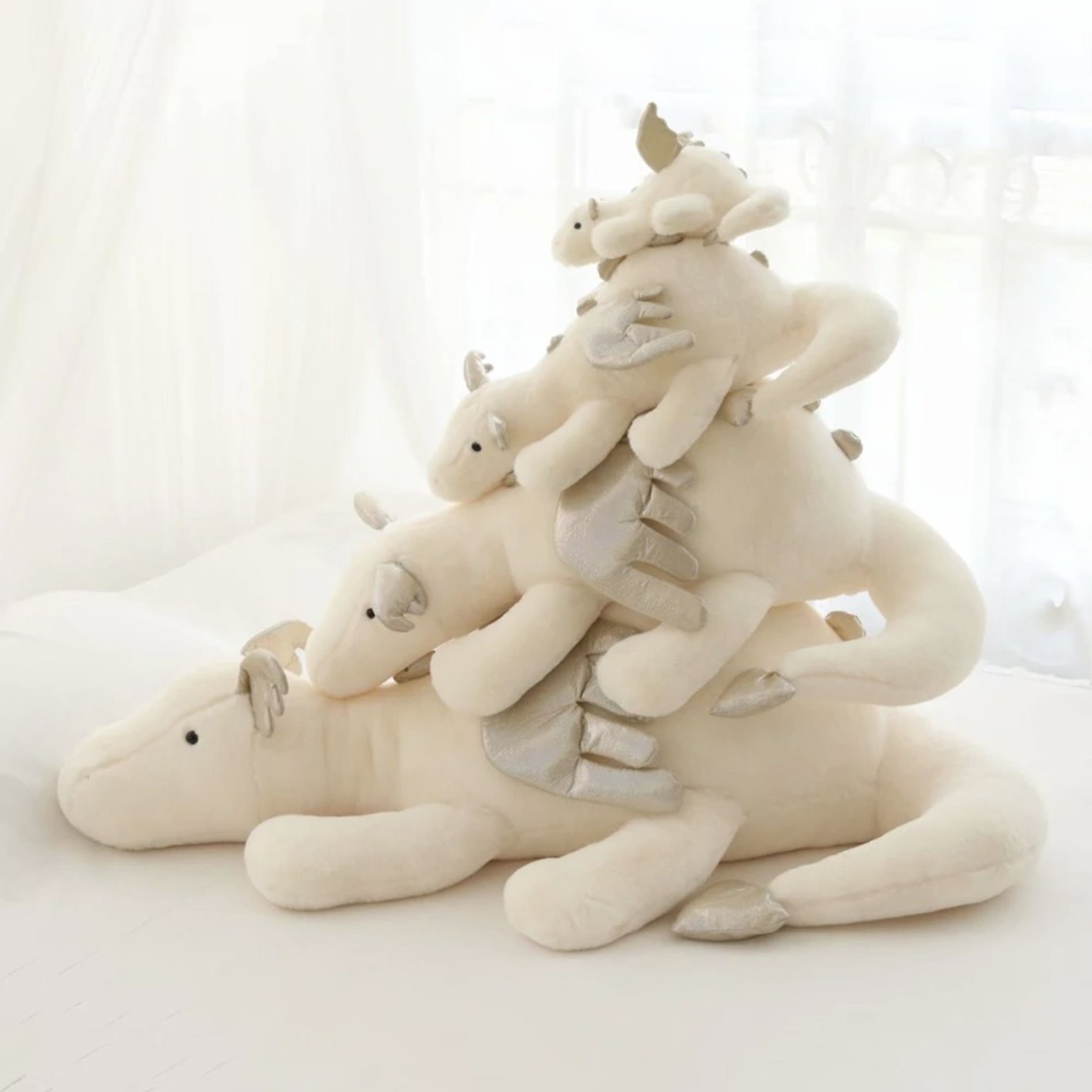 Colorful Pete and Mira Dragon Figures