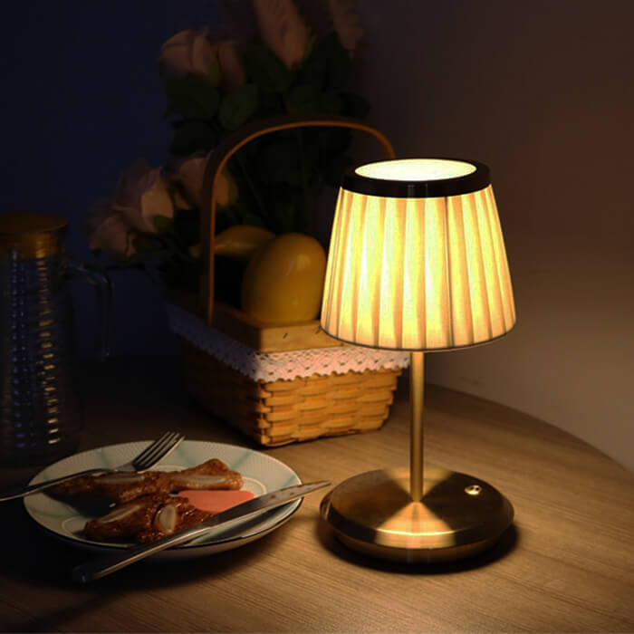 Luxury Adjustable Gold Table Lamp