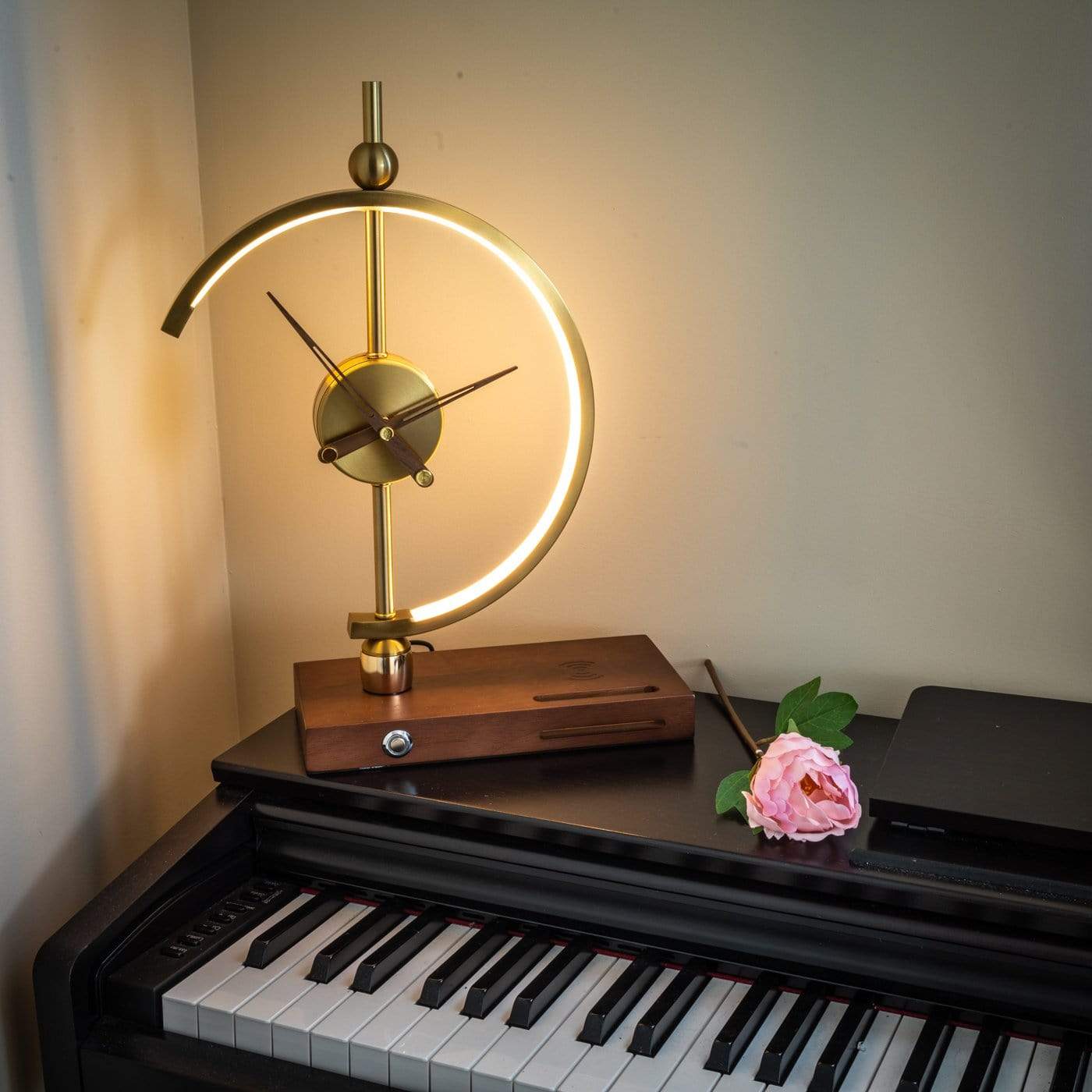 Premium LED Alarm Clock Lamp - Fesara
