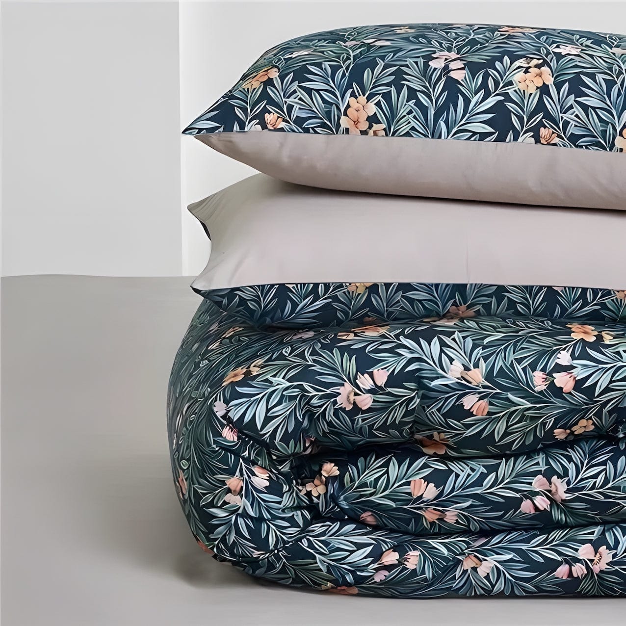 Soft Luxurious Egyptian Cotton Bed Sheets Set