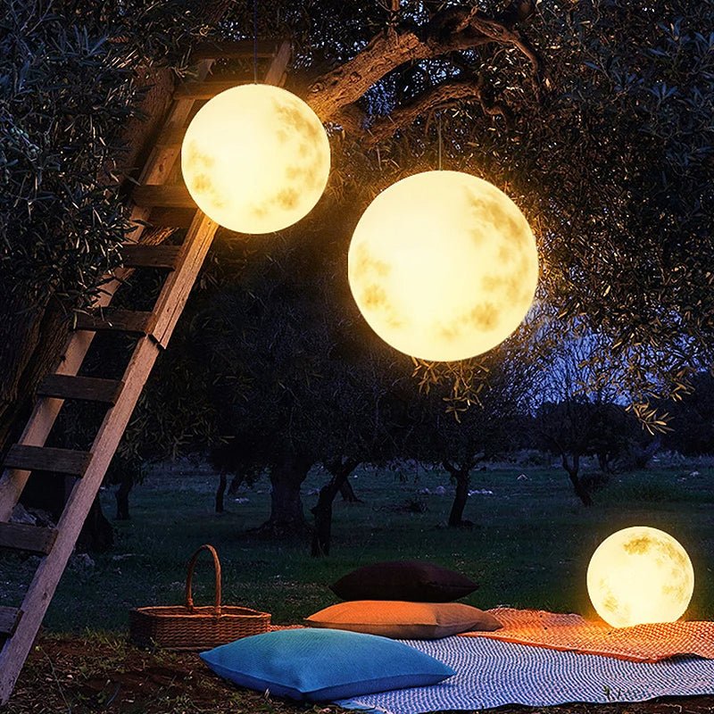 Beautiful Outdoor Solar Lamp - Moonlight Glow - Fesara