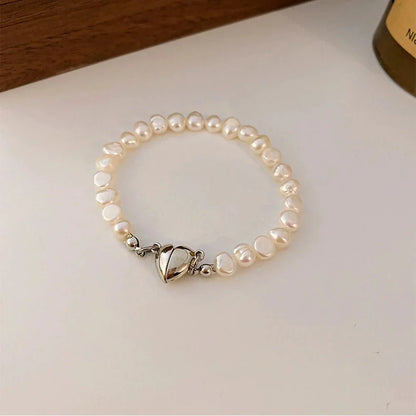 Elegant Pearl Magnet Clasp Choker Necklace Set
