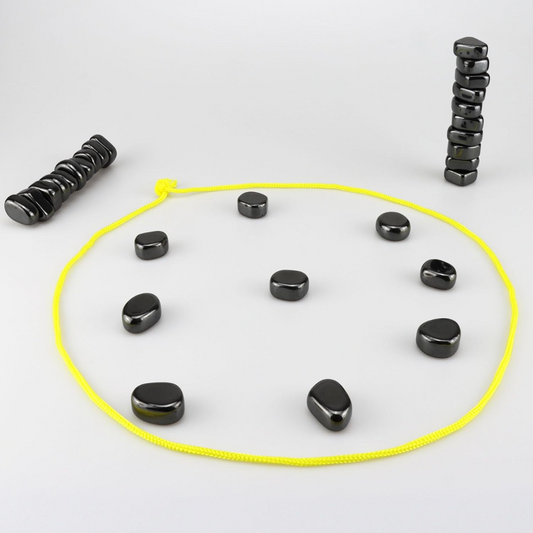 Portable Magnetic Chess Set for Travel Fun - Fesara