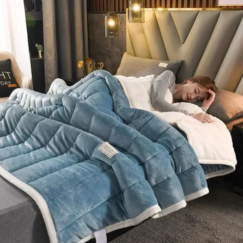Plush Coral Fleece Blanket Soft Warm Throw for Cold Nights