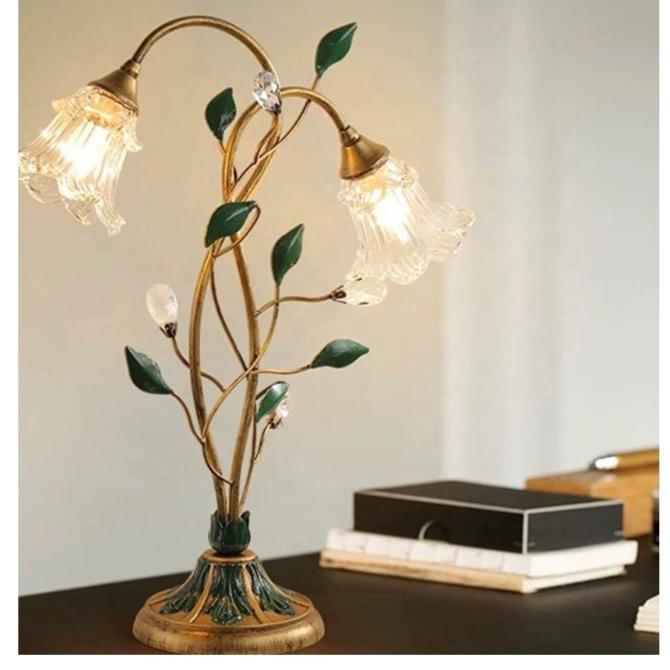 Beautiful Floral Style Table Light