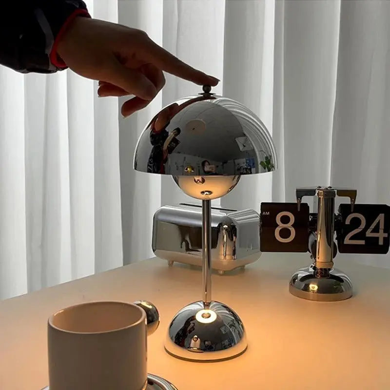 Beautiful LED Fungi Table Lamp