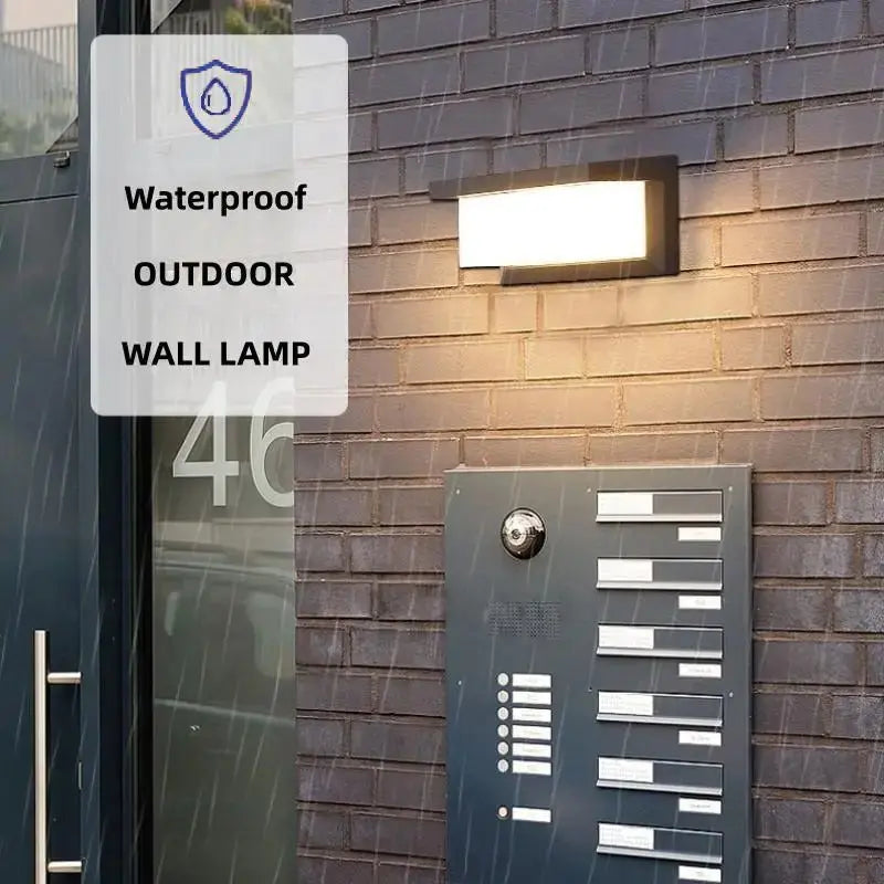 Fesara Linea Outdoor LED Light with Motion Detector