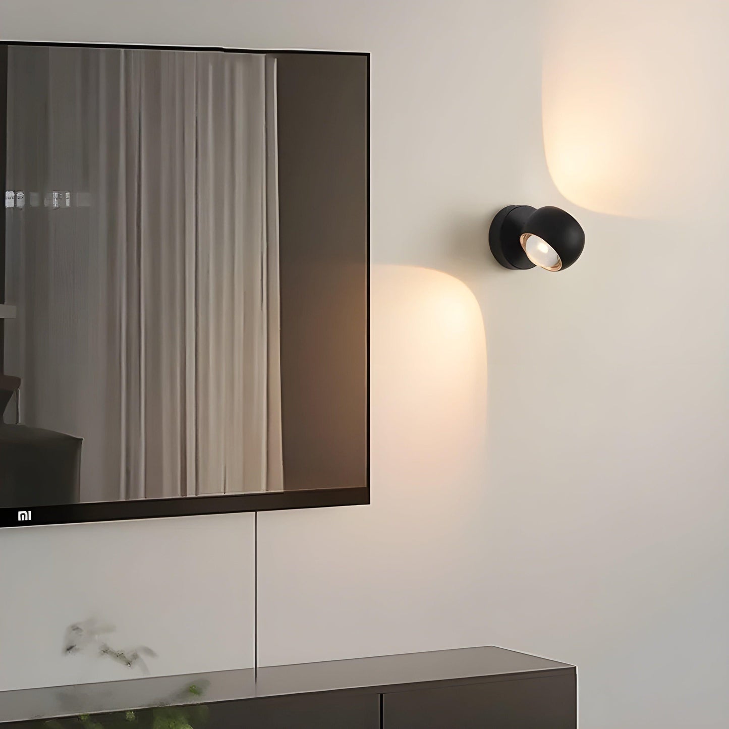 Stylish 360° Adjustable Indoor Wall Lamp