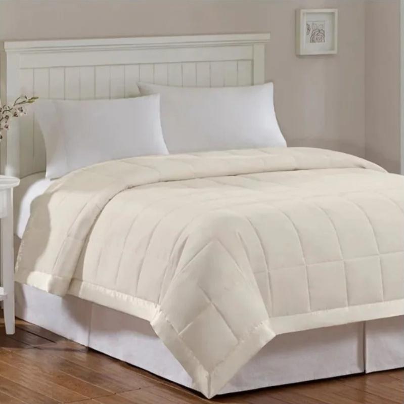 Luxurious Soft Velvet Bed Cover