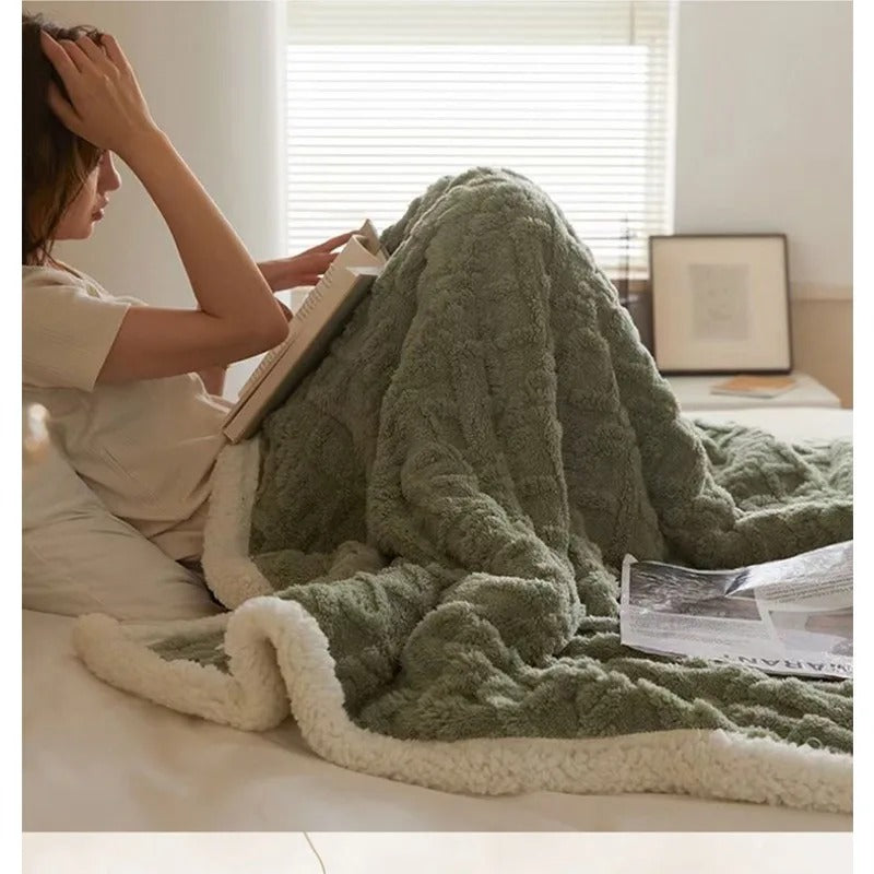 Plush Soft Woolen Winter Throw Blanket - Fesara