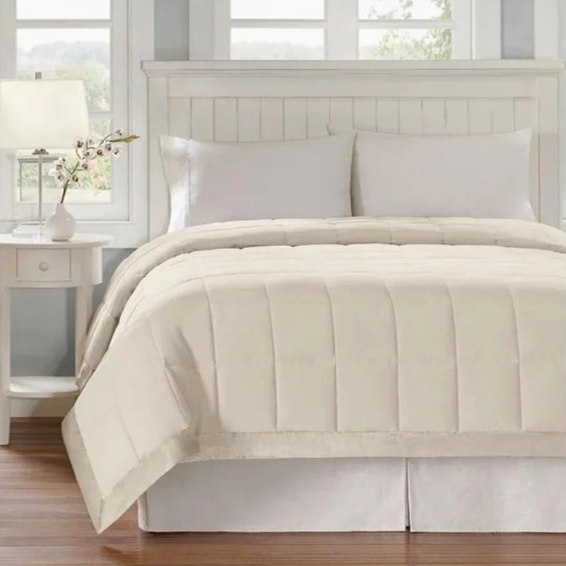 Luxurious Soft Velvet Bed Cover