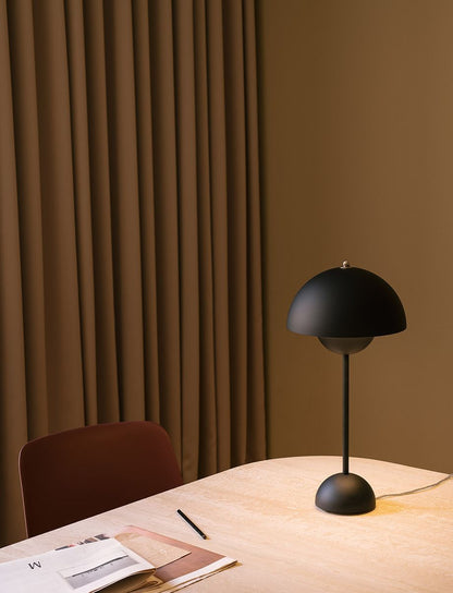 Fesara Glow Lamp - Stylish Modern Table Light