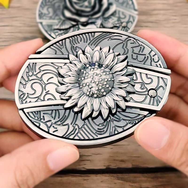 Western Style Silver Cowboy Belt Buckle