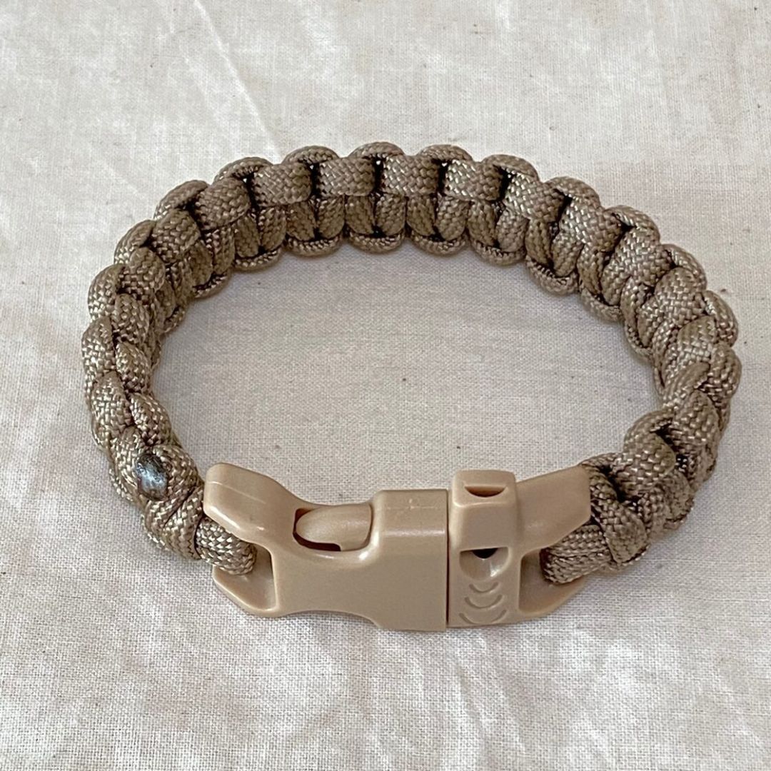 Tactical Outdoor Survival Cord Bracelet - Fesara