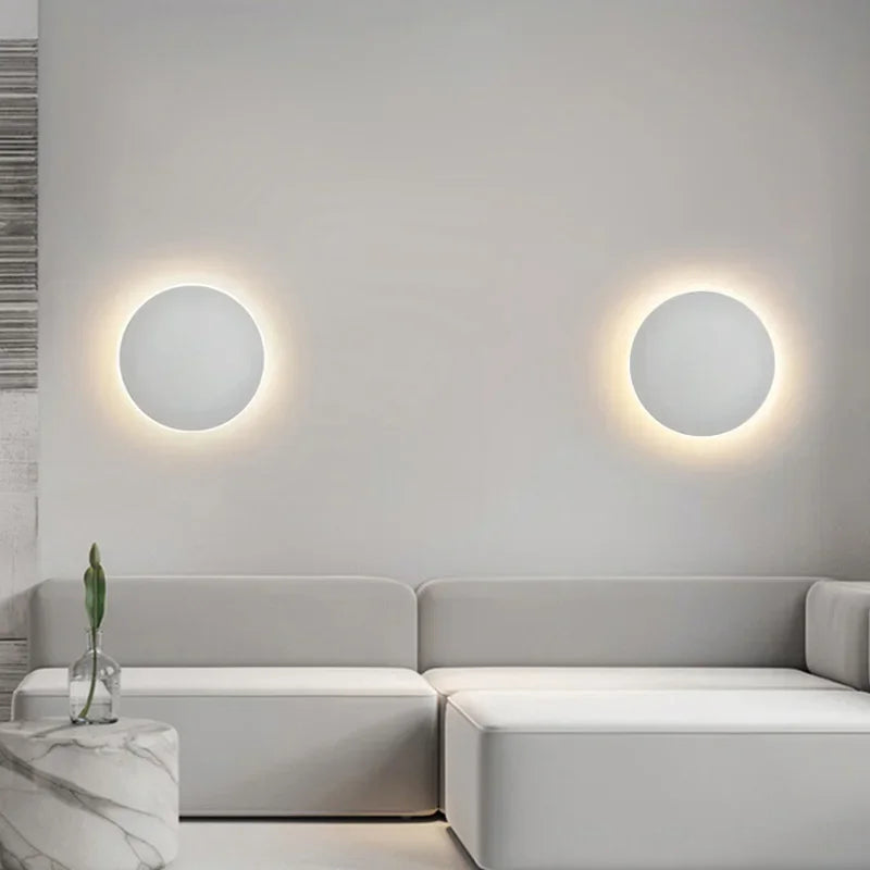 Stylish LED Wall Light - Lumeo