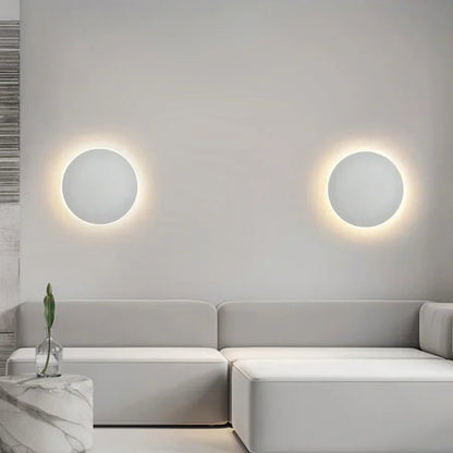 Stylish LED Wall Light - Lumeo