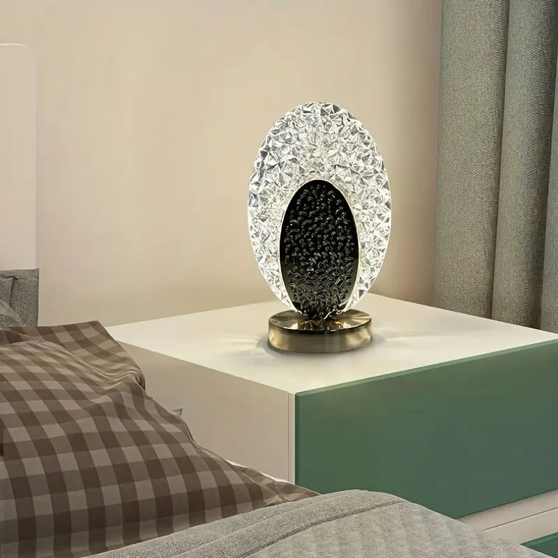 Elegant Peacock Style Table Lamp