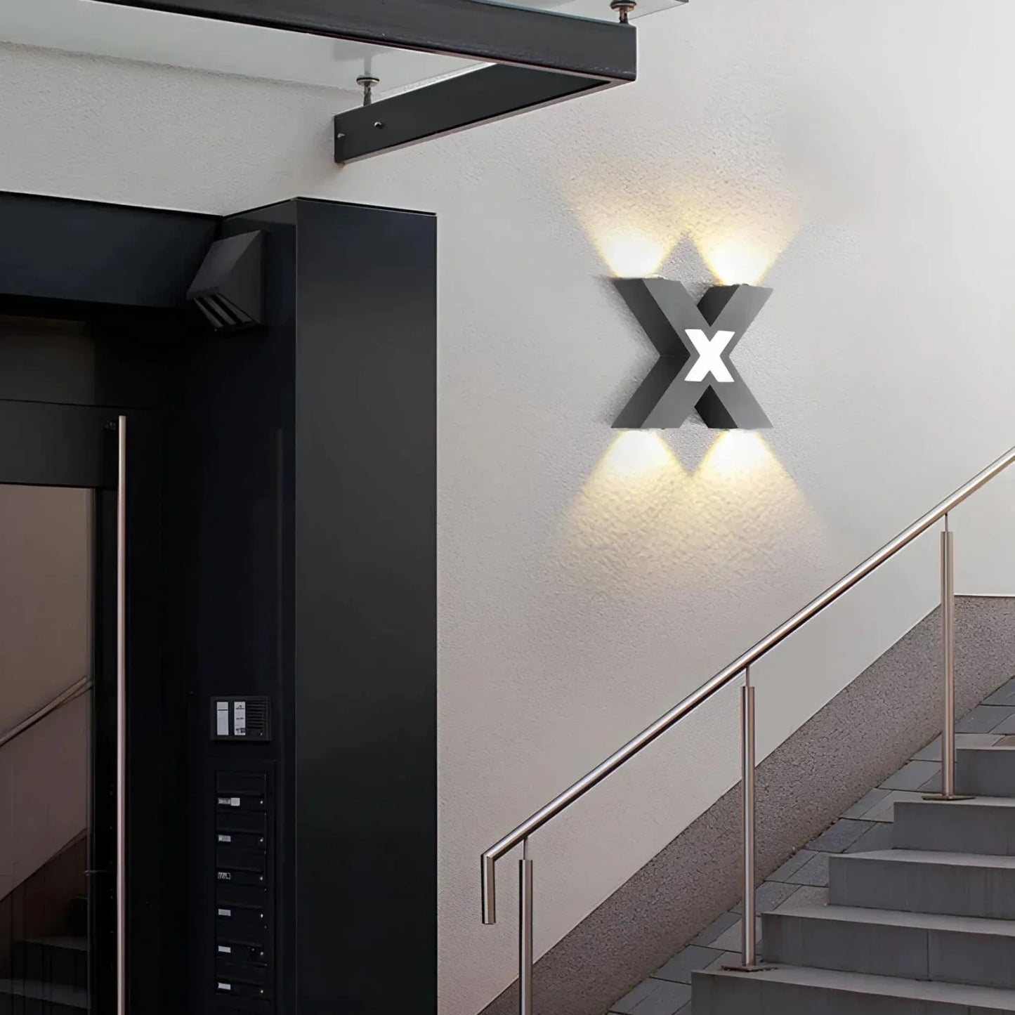 Elegant Modern Outdoor Wall Lamp - Weather Resistant LED Exterior Light-2