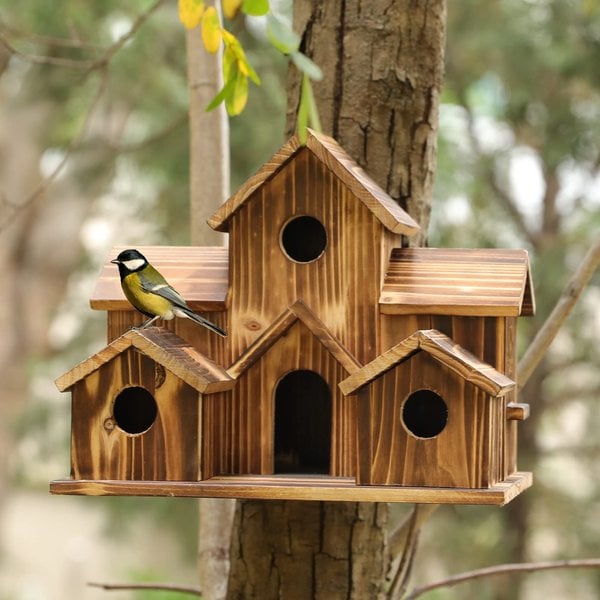 Fesara Bird House - Cozy Nesting Box for Birds