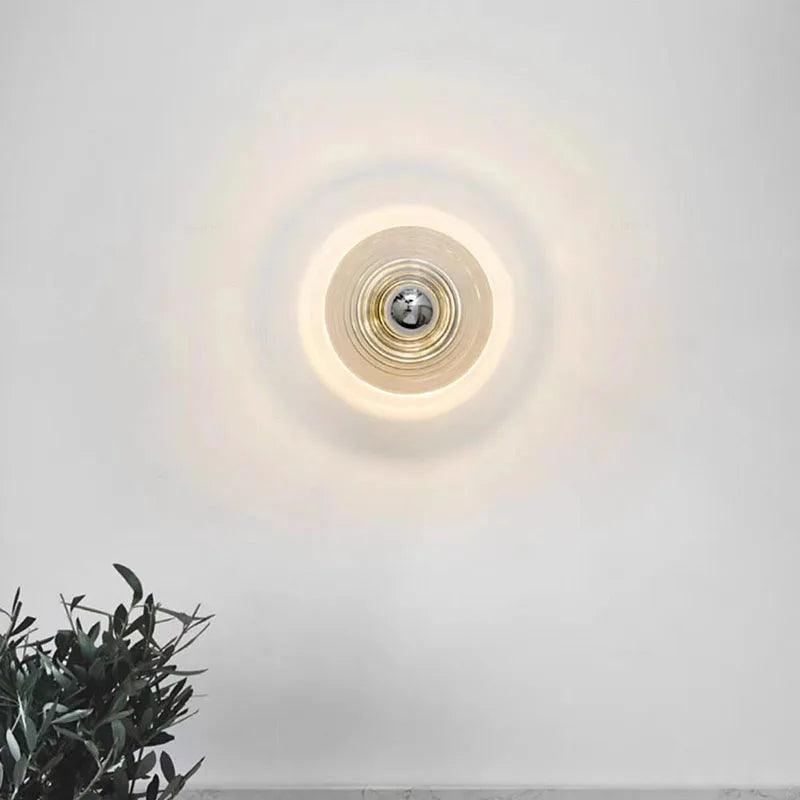 Retro Glass Wall Lamp with Metal Shade