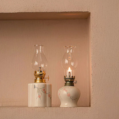 Warm Glow Kerosene Oil Lamp