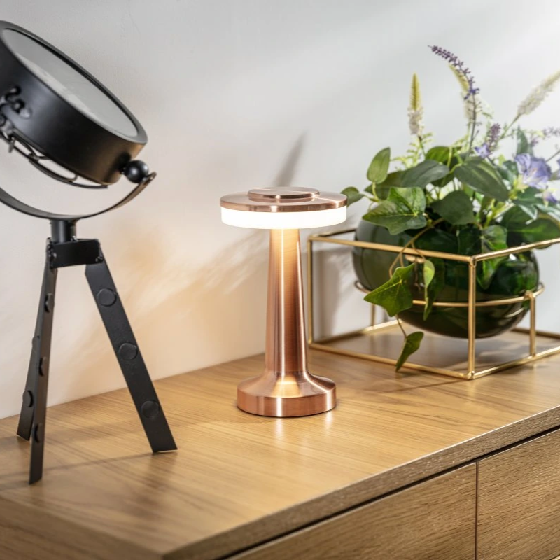Compact Adjustable Desk Lamp Classic Vintage Style