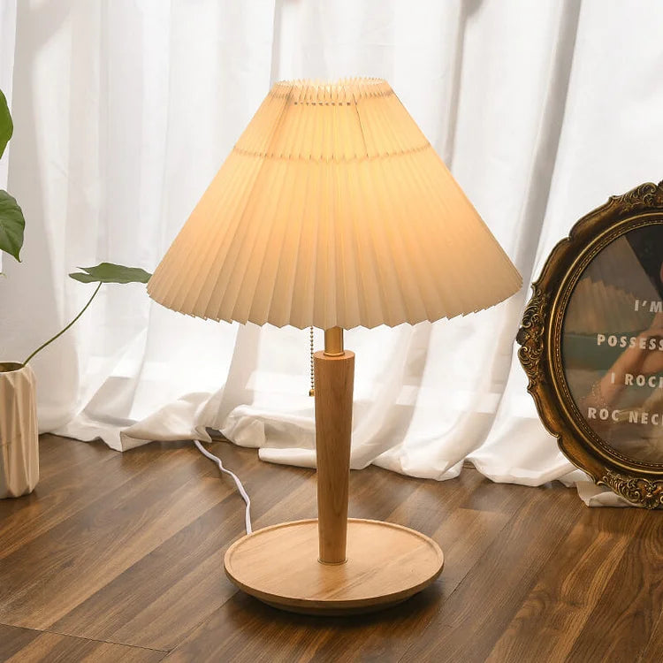 Classic Wooden Shade Table Lamp