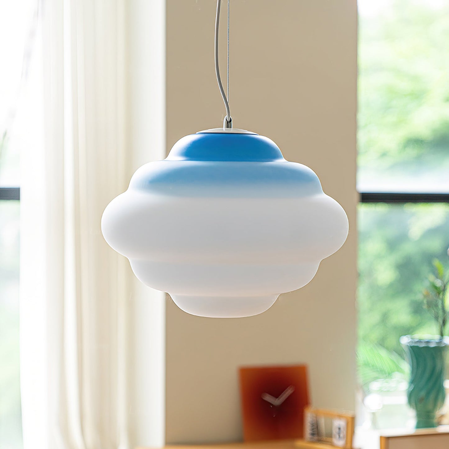 Stylish Pendant Lamp with Warm Soft Glow