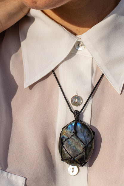 Bold Labradorite Pendant Necklace for Women's Empowerment