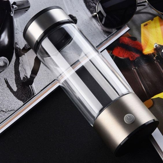 Compact Alkaline Water Bottle with Ionizer