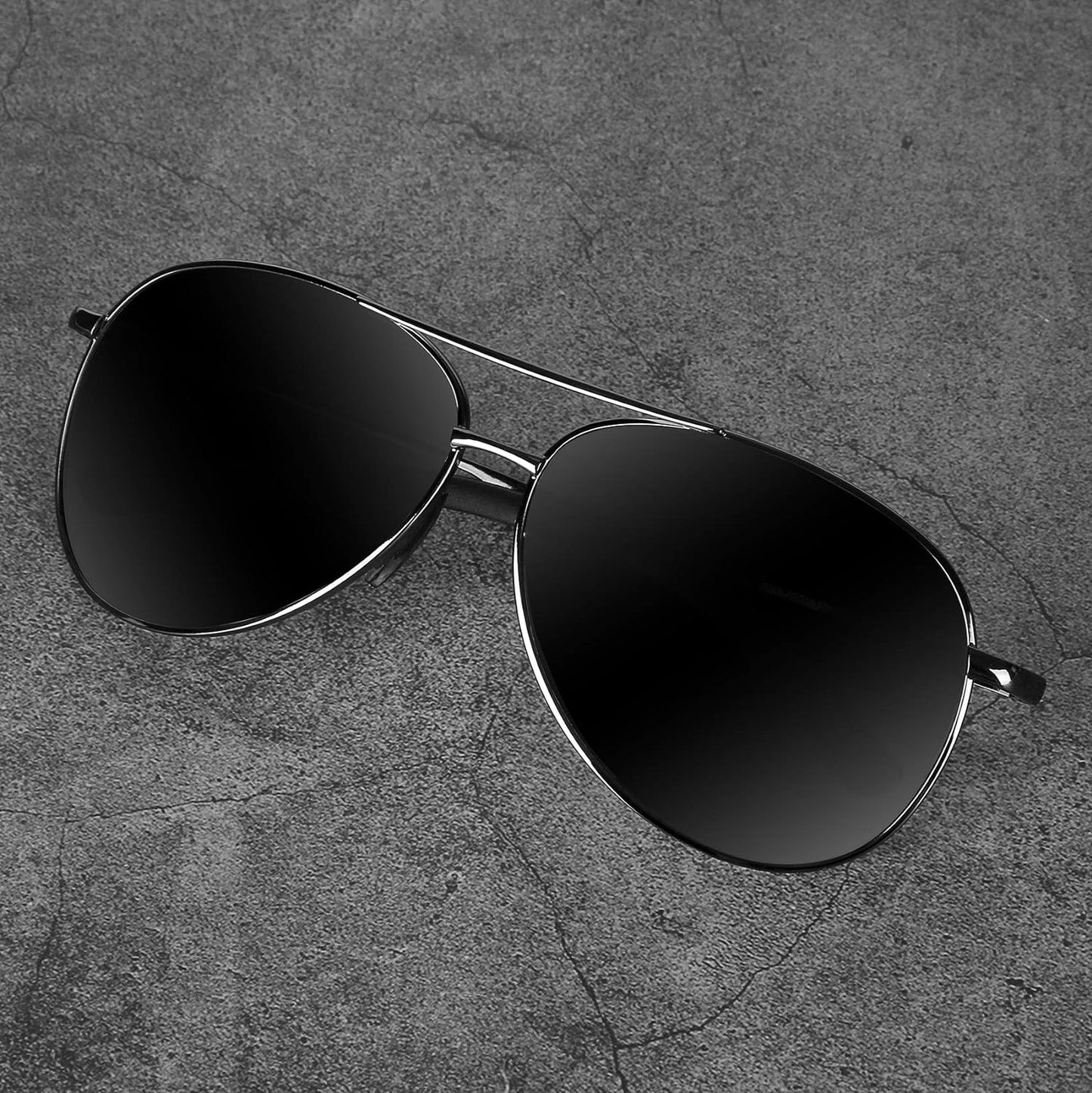 Trendy Polarized Aviator Sunglasses with UV Protection
