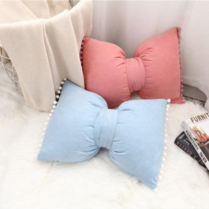 Stylish Arch Shaped Throw Pillow Accent
