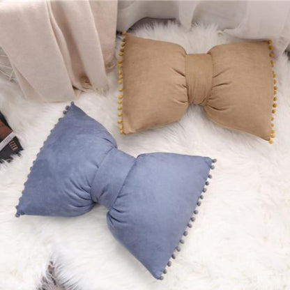 Stylish Arch Shaped Throw Pillow Accent