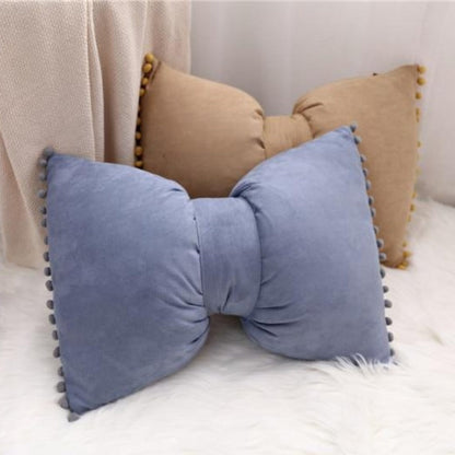 Stylish Arch Shaped Throw Pillow Accent