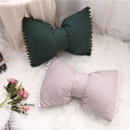 Stylish Arch Shaped Throw Pillow Accent