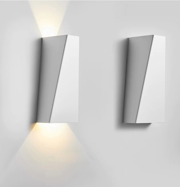 Elegant LED Wall Light Fixture