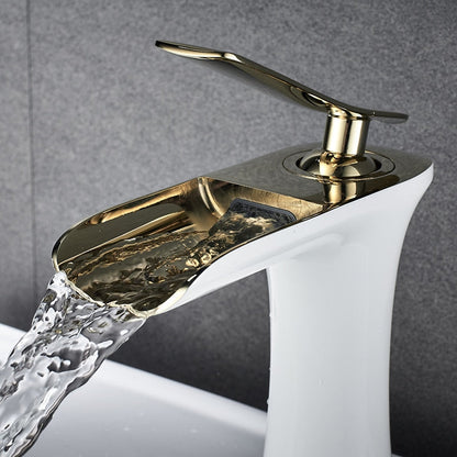 Luxury Bathroom Faucet - Contemporary Water Flow Design