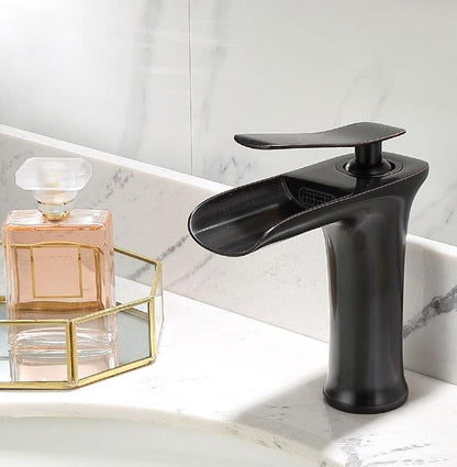 Luxury Bathroom Faucet - Contemporary Water Flow Design