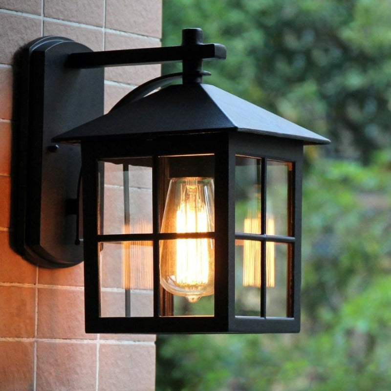 Traditional Garden Outdoor Lamp - Fesara