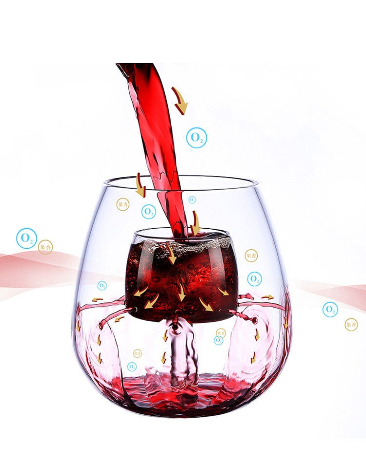 Stylish Fountain Design Wine Glass