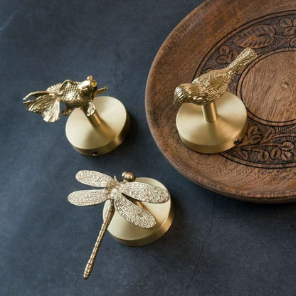 Stylish Animal Shaped Wall Hook Rack with Gold Finish