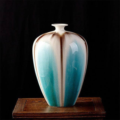 Traditional Chinese Style Cracked Glaze Decorative Vase