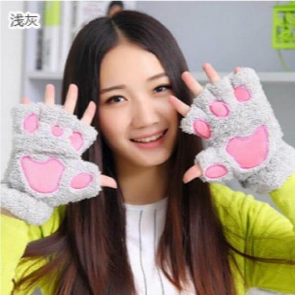 Warm Women's Bear Claw Fingerless Gloves