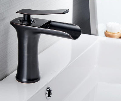 Luxury Bathroom Faucet - Contemporary Water Flow Design